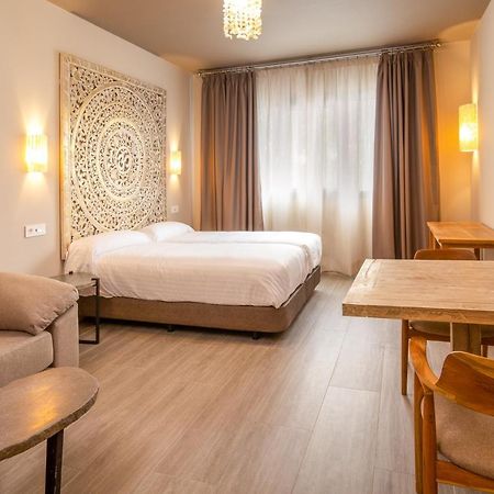 Apartamentos Sevilla Este By Qhotels ภายนอก รูปภาพ