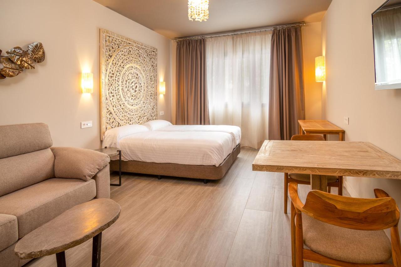 Apartamentos Sevilla Este By Qhotels ภายนอก รูปภาพ